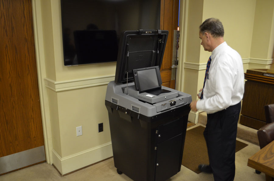 Commission approves new voting machines