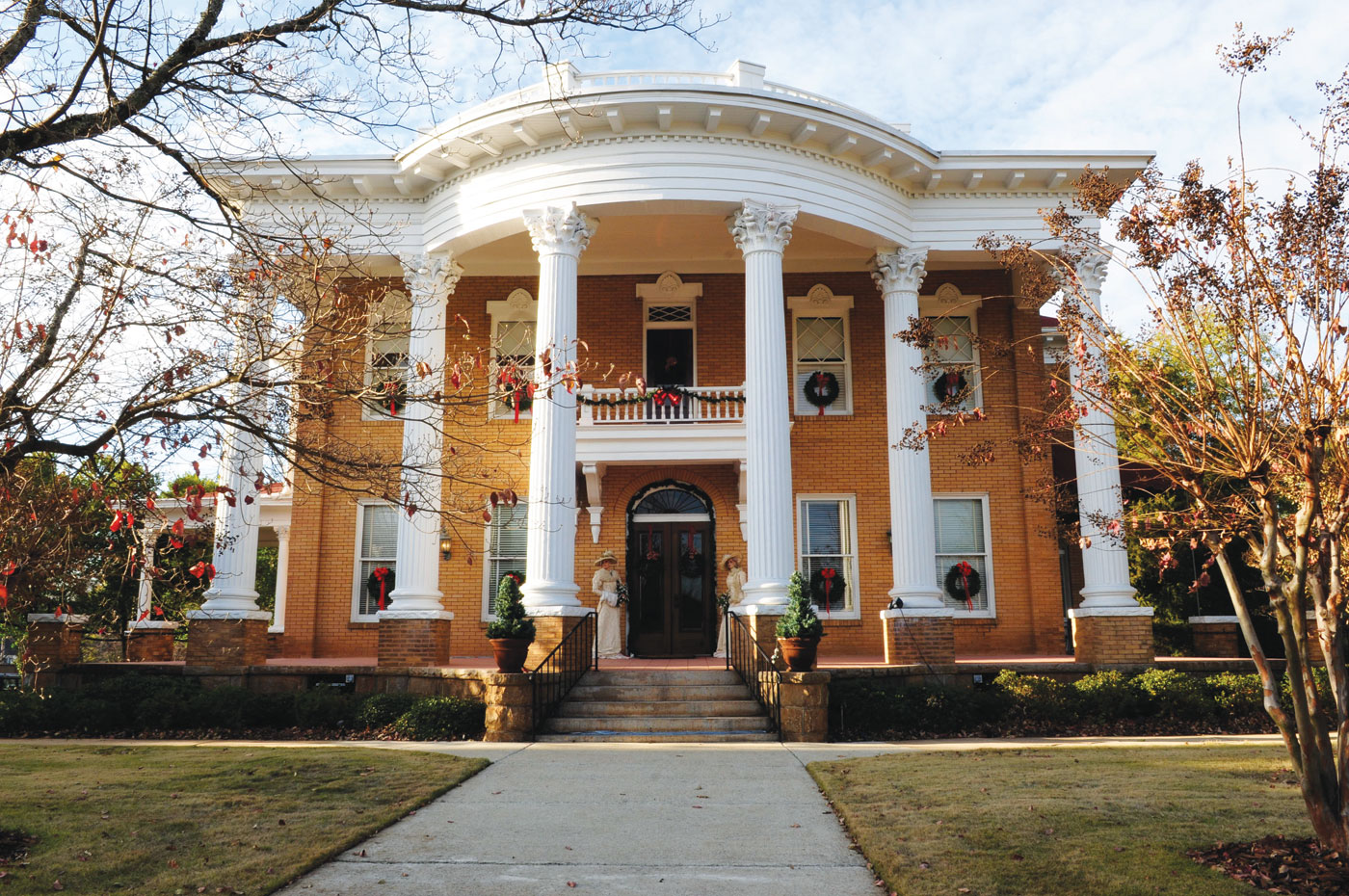 Web victorian front porch christmas tour 2023: A Victorian Christmas The Observer