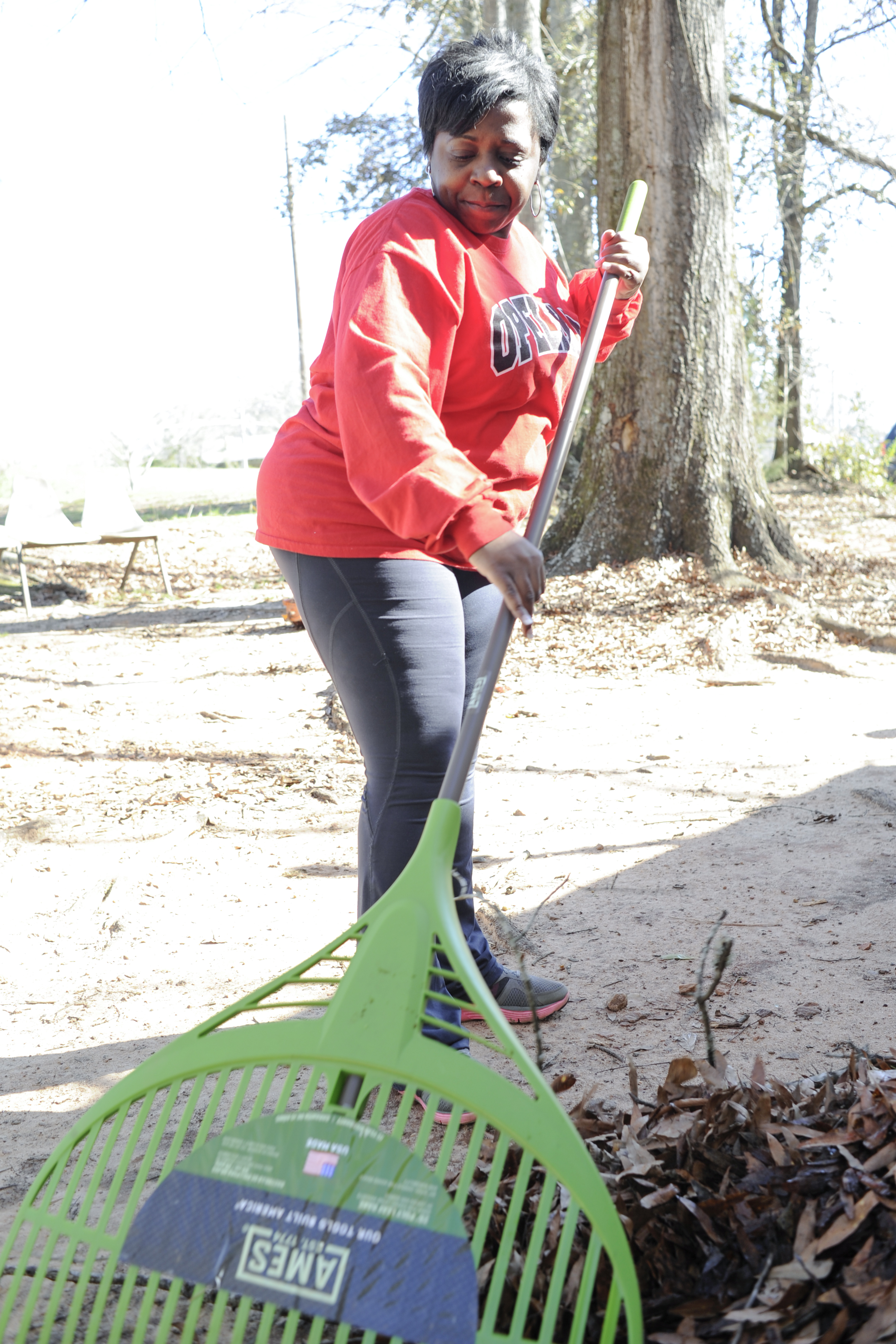 Ward 2 Councilwoman Tiffany Gibson-Pitts launches Jeter Yard of the Month Clean-Up Initiative