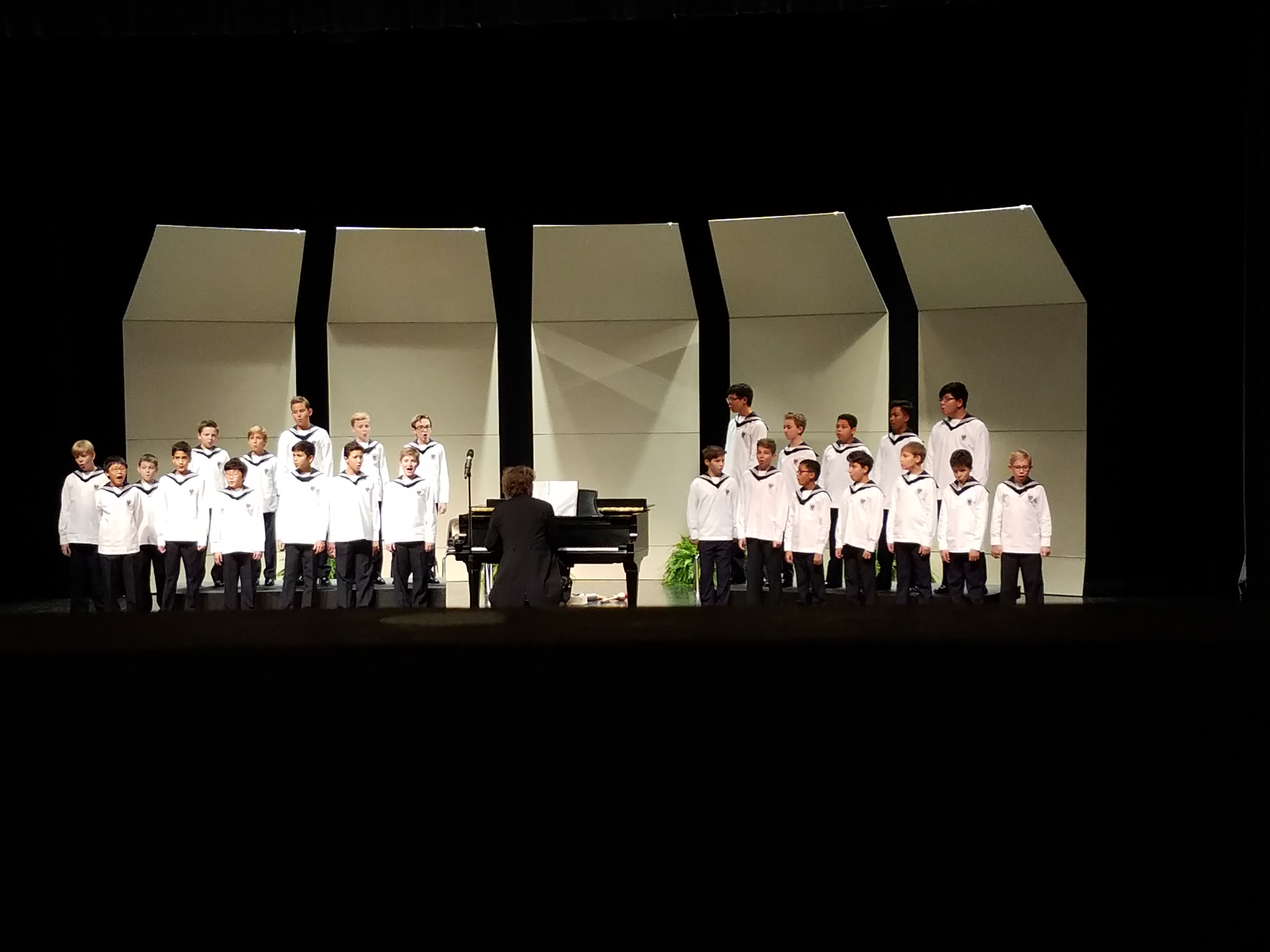 Vienna Boys Choir charms Opelika