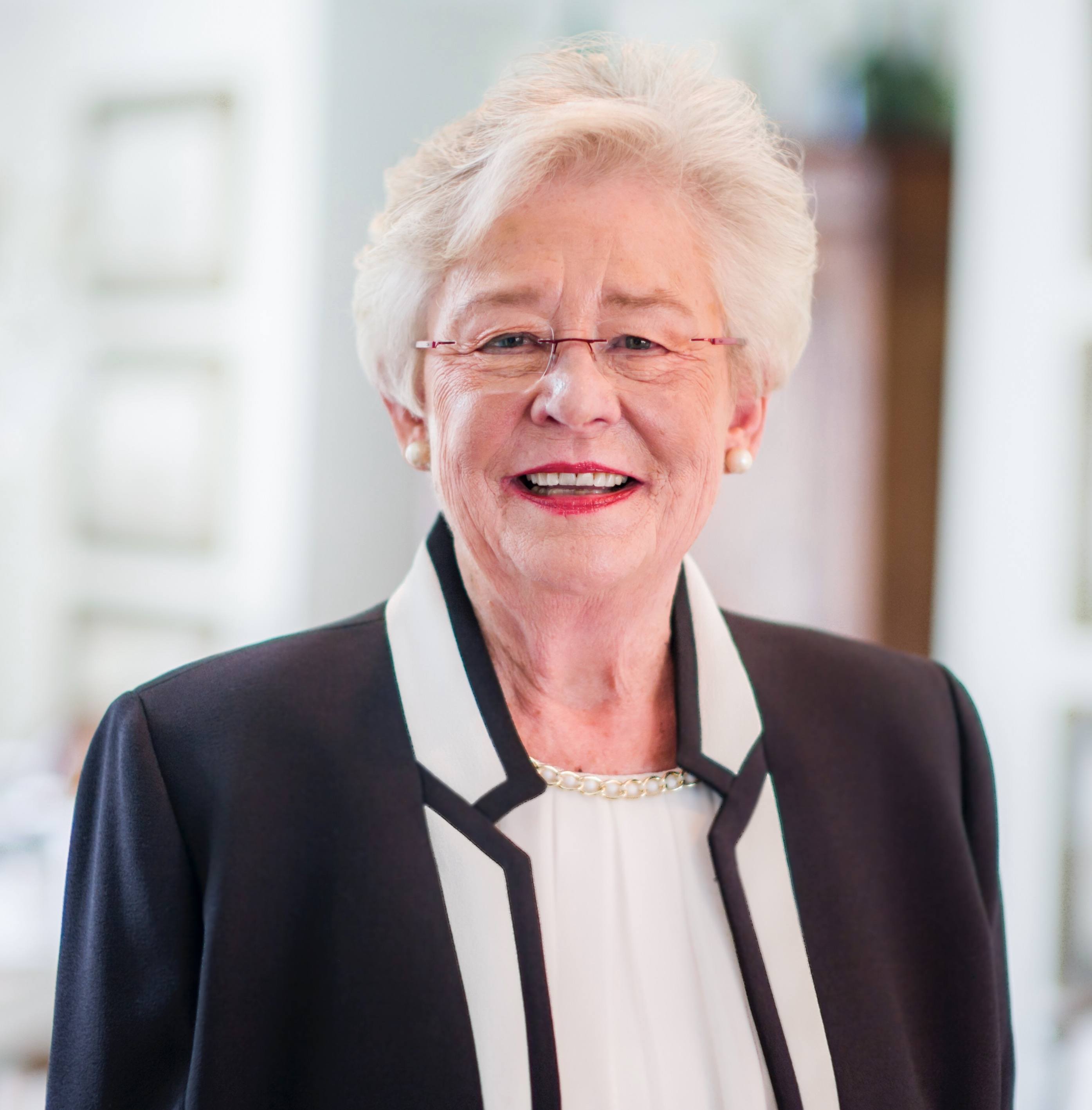 Gov. Kay Ivey announces Alabama’s participation in the 2020 ‘Girls Go CyberStart Challenge’