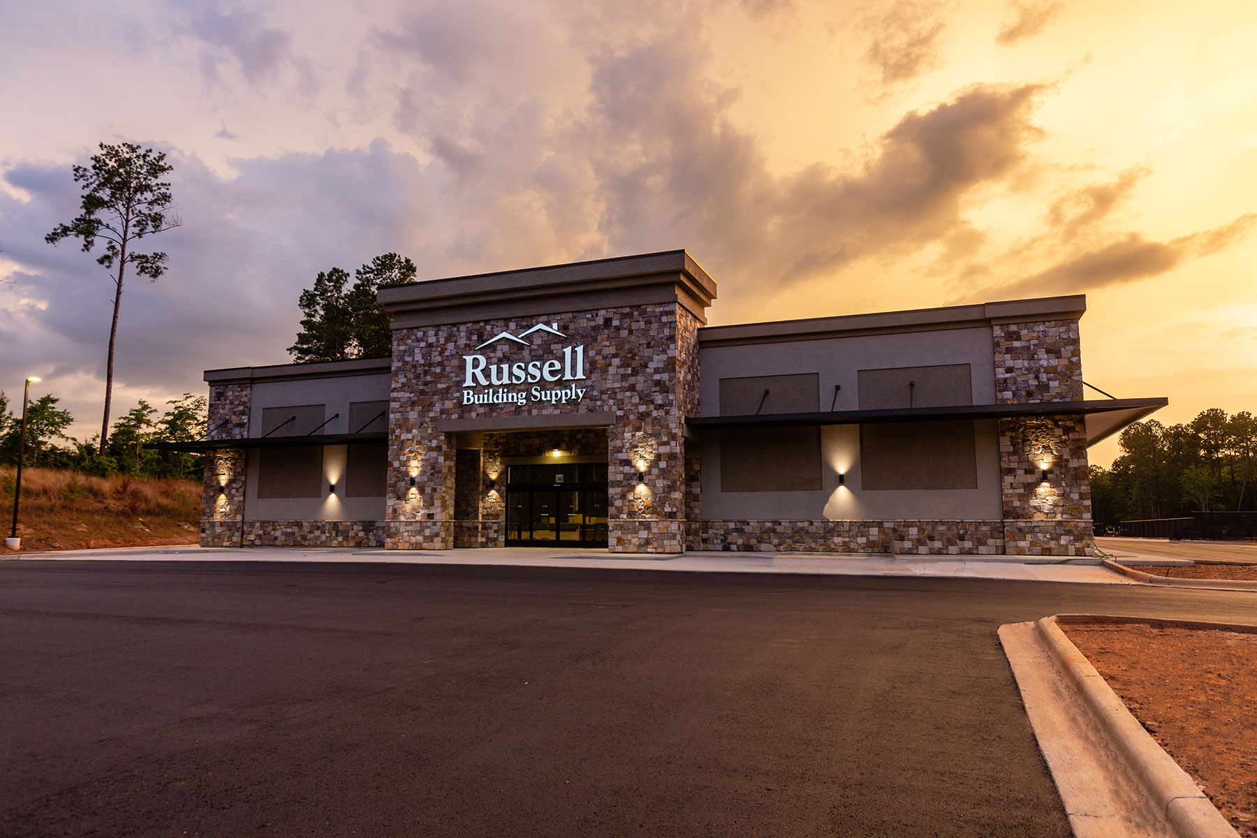Russell Building Supply announces grand opening of new Auburn location