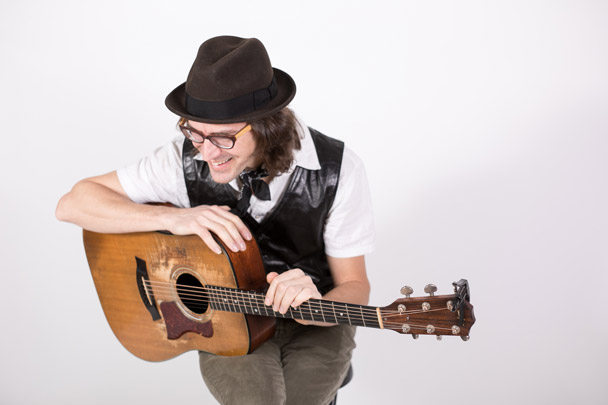 Greg Klyma to perform at The Sound Wall on Oct. 24
