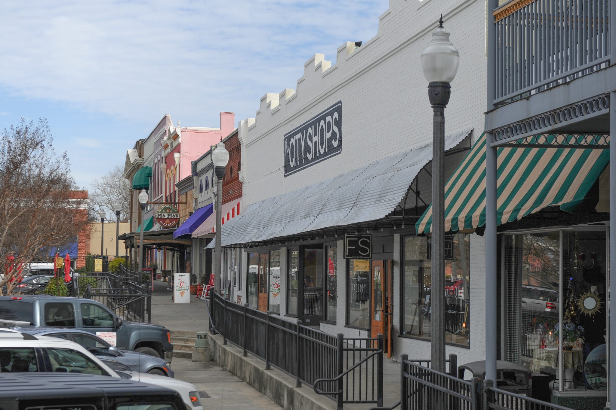 Downtown Opelika launches ‘Holiday Decorating Contest,’ voting starts