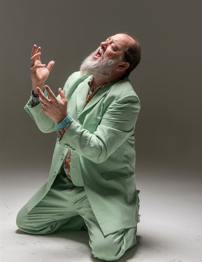 Shinyribs lead guitarist, vocalist Kevin Russell to perform at The Standard Deluxe on Dec. 14
