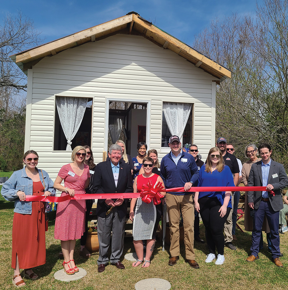 Key Living Solutions holds ribbon Cutting