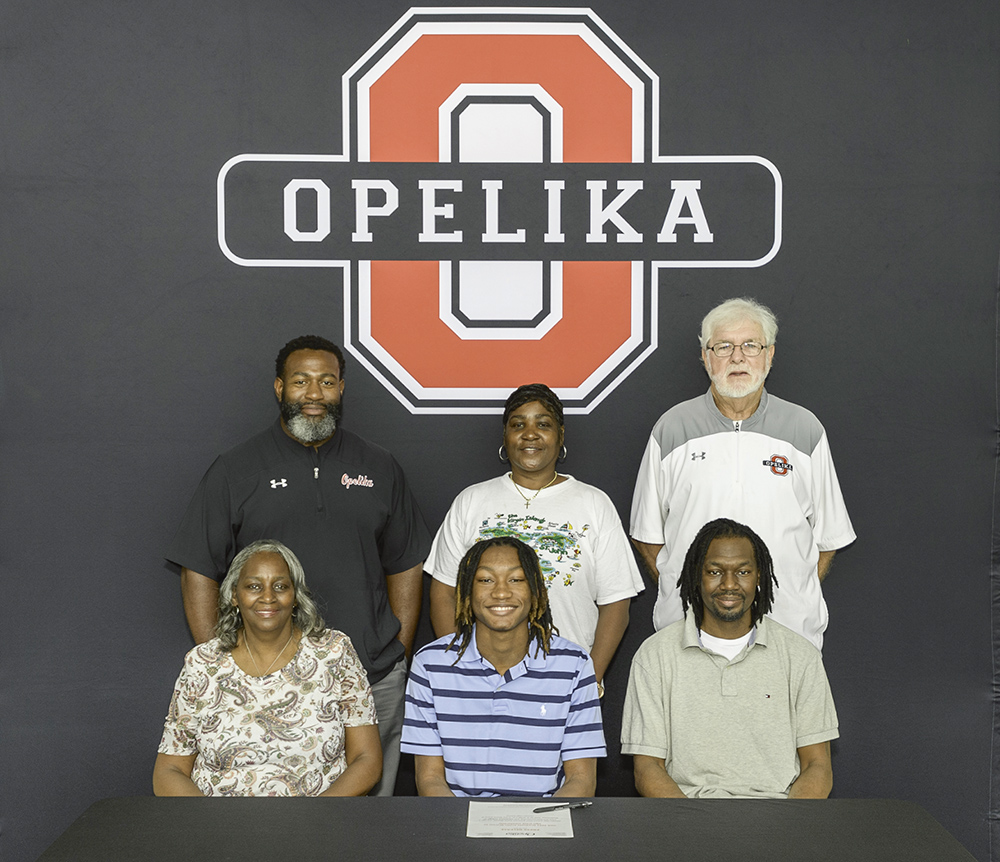 Opelika High’s Shorter Inks Track & Field Scholarship