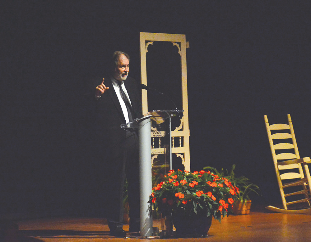 Rick Bragg Shares Memories, Laughter With Auburn