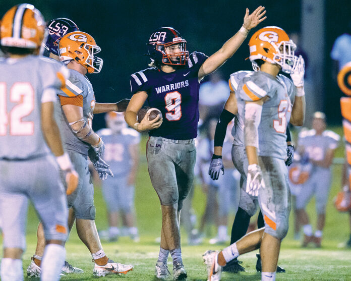 Lee-Scott holds off Glenwood to win 23-22