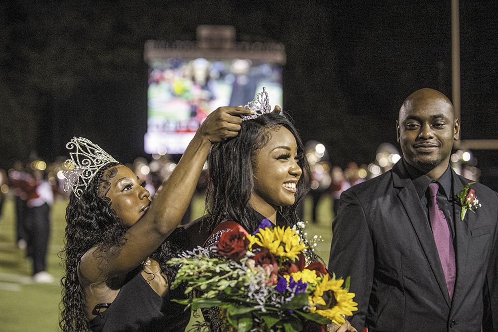 Leader of the Pack: OHS Names 2021 Homecoming Queen