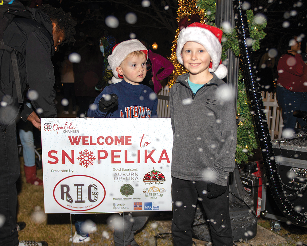 SnOpelika Kicks Off Holiday Season