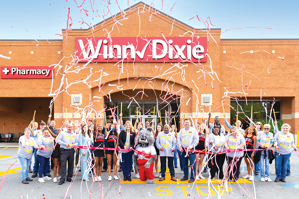 Winn-Dixie Celebrates Newly Remodeled Store
