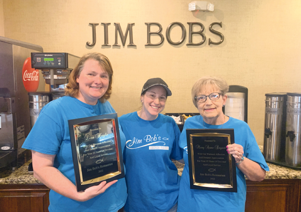 Jim Bob’s Chicken Fingers Celebrates Two Longtime Employees