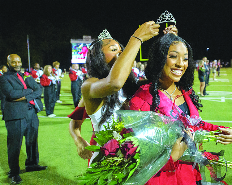 OHS Homecoming Queen Crowned