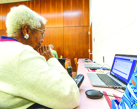 Southern Union Helps Seniors Through Digital World