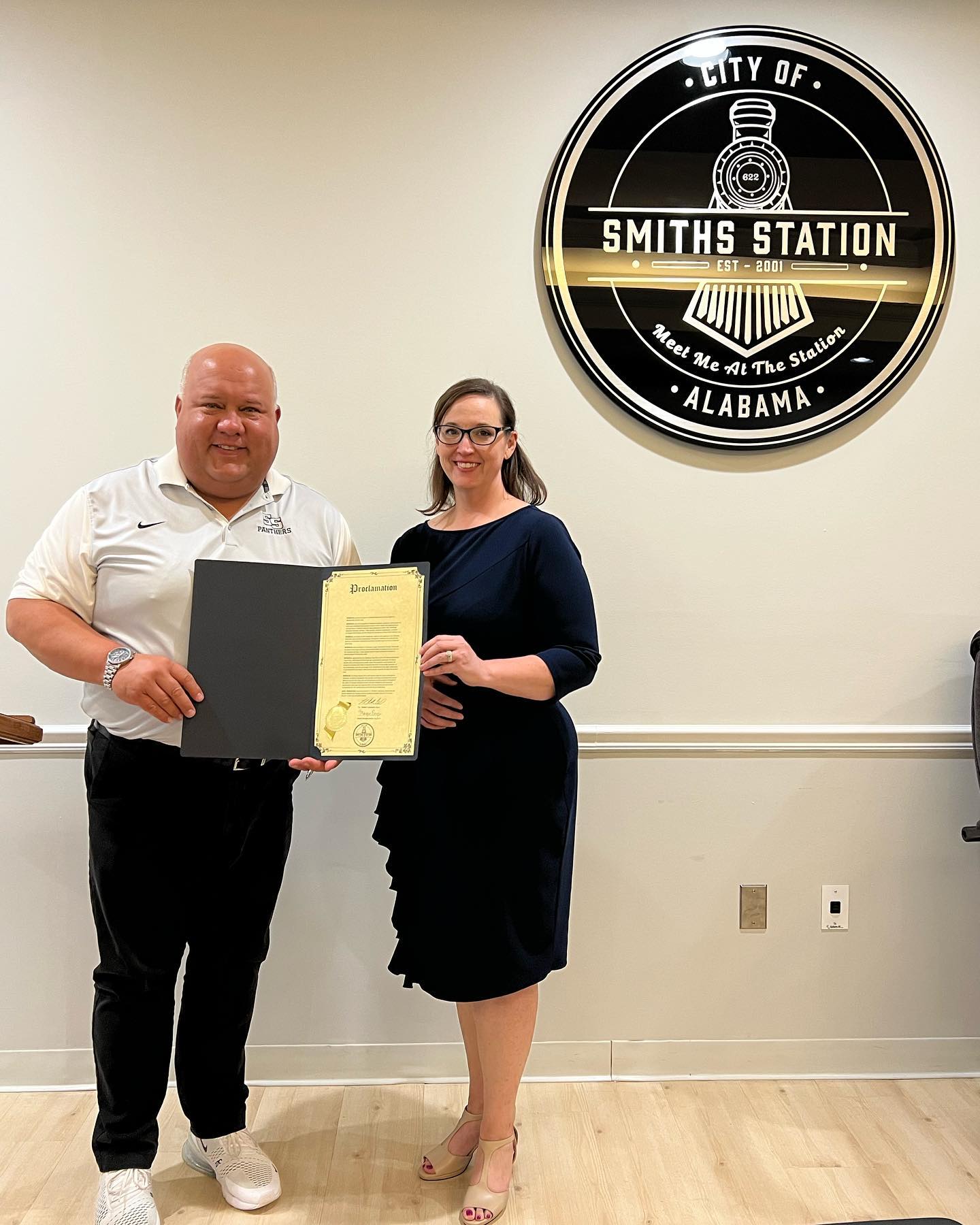 Smiths Station Approves Contracts, Recognizes October As ‘Pro Bono Month’