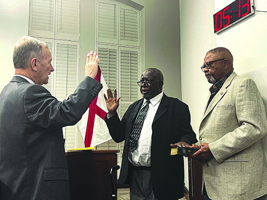 Lee County Commission Inducts New Commissioners