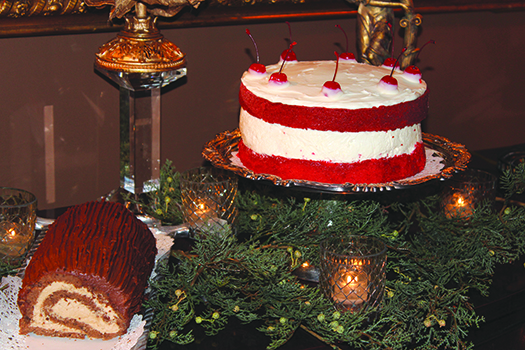 Bake Special, Festive Cakes During the Christmas Season 