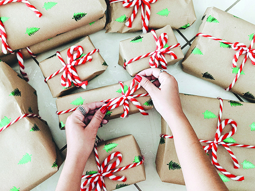Free Gift-Wrapping For Auburn, Opelika
