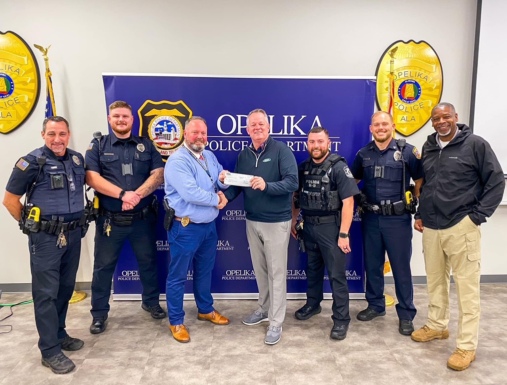 COUNTRY Financial Supports Opelika Police Department 