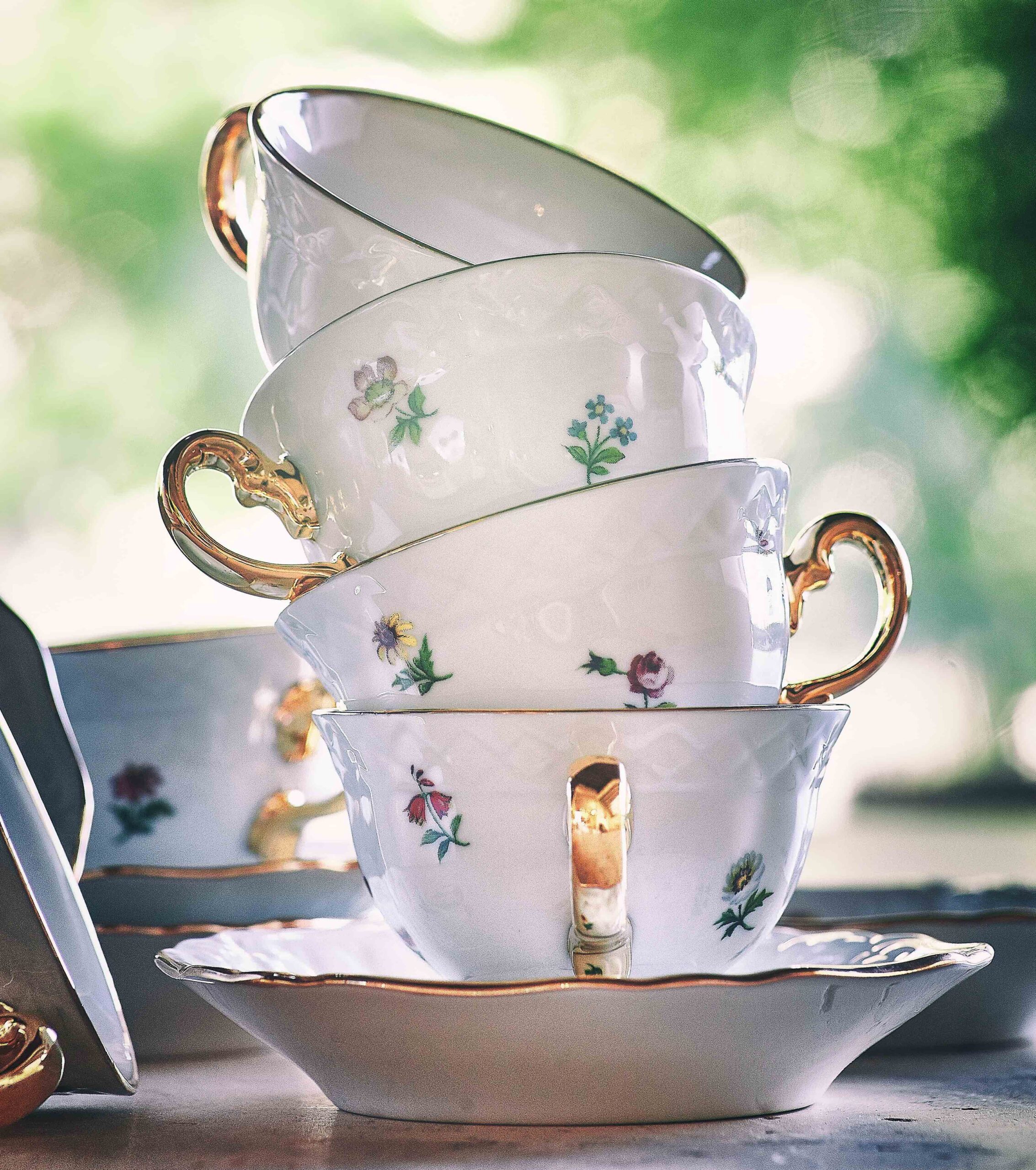 Junior League Lee County to Host Mad Hatter’s Tea Party