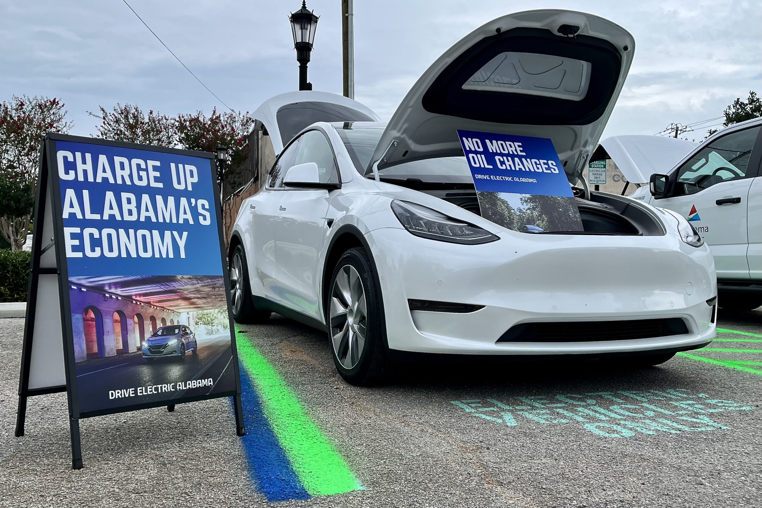 Drive Electric Alabama to Host Electric Vehicle (EV) Showcase at Auburn University Sept. 22