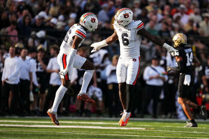 Nashville, TN - 20231104 - Auburn Tigers Football vs. Vanderbilt Commodores