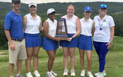 Auburn girls win State Golf Championship, set records