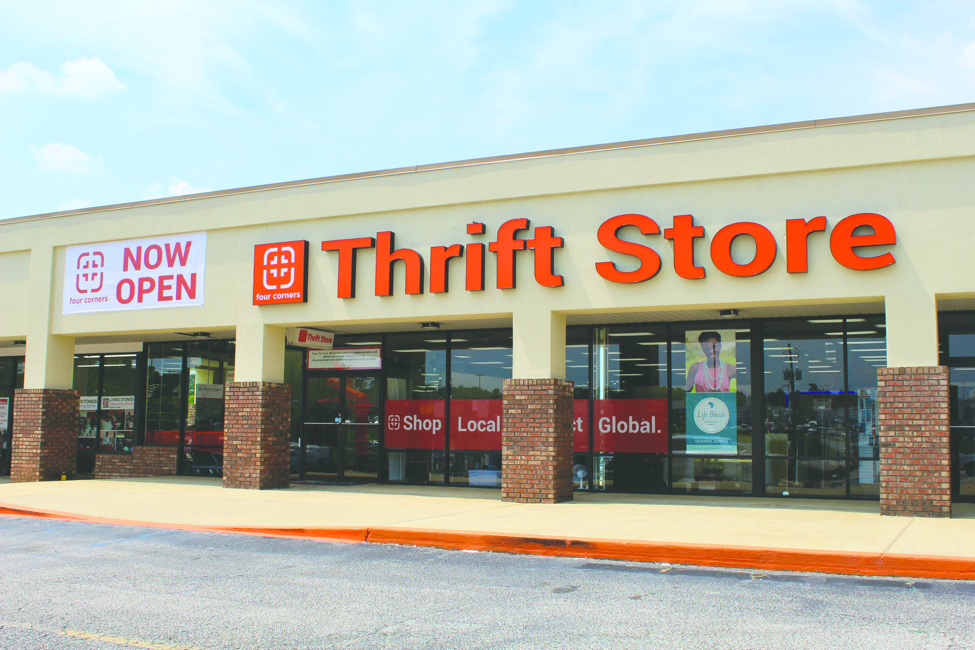 Four Corners Ministries opens new thrift store in Opelika