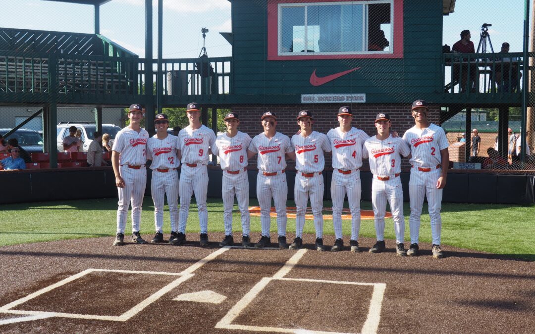 Glenwood seniors shine on senior night