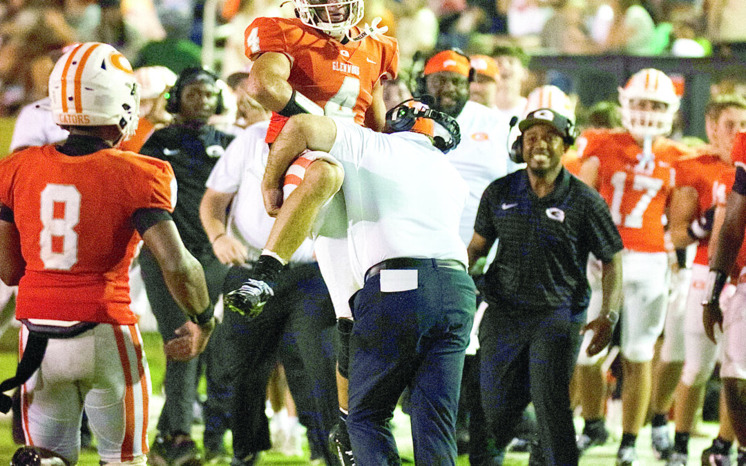 Glenwood explodes past Brookstone in home opener