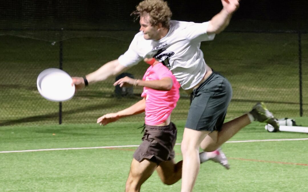 Ultimate Frisbee at Floral Park