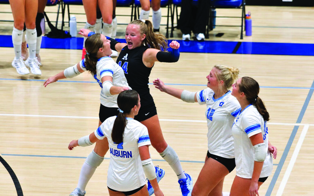 Auburn sweeps Opelika on senior night to claim top seed