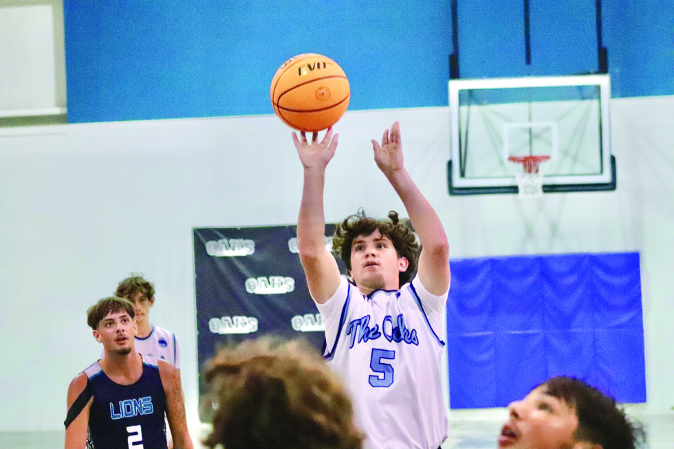 The Oaks rips into The Rock for season-opening win